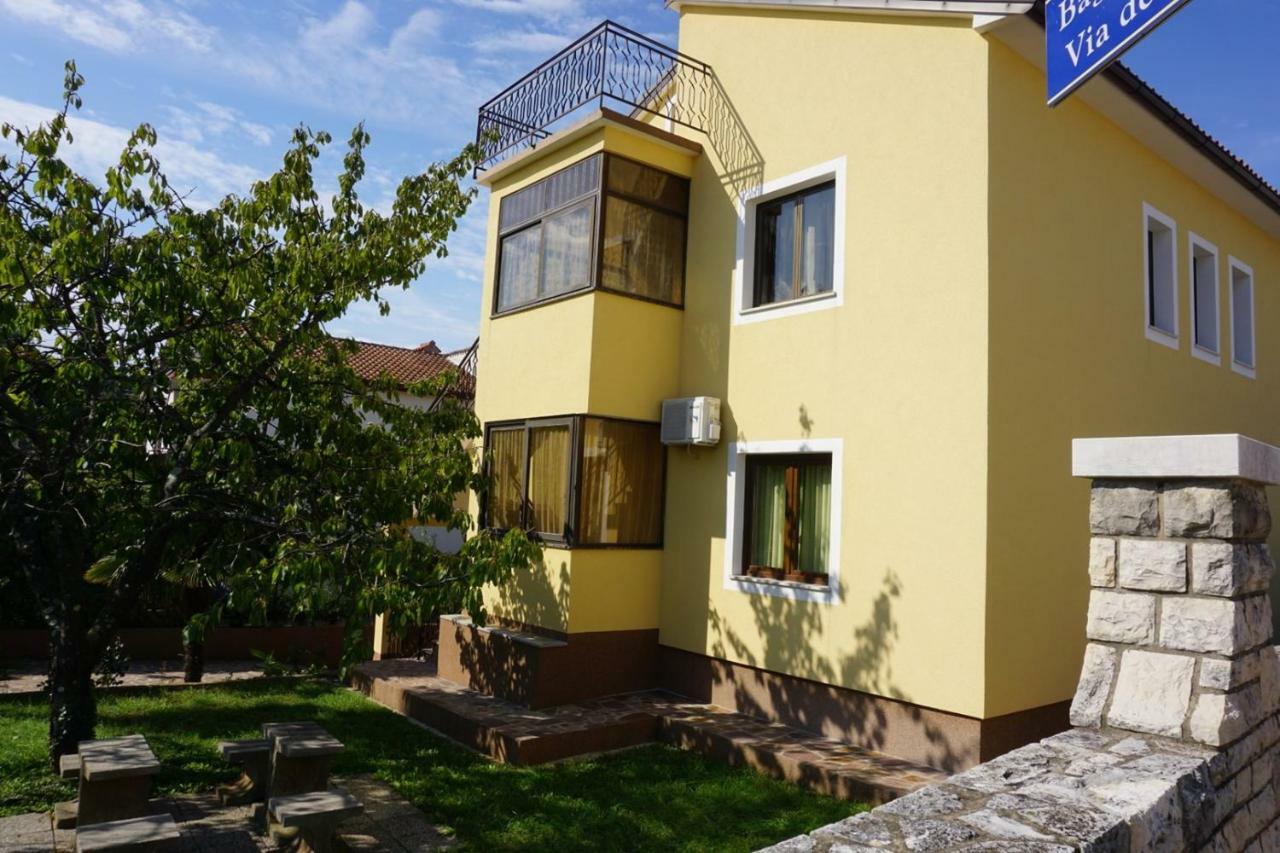 Mariella Bašanija Exterior foto